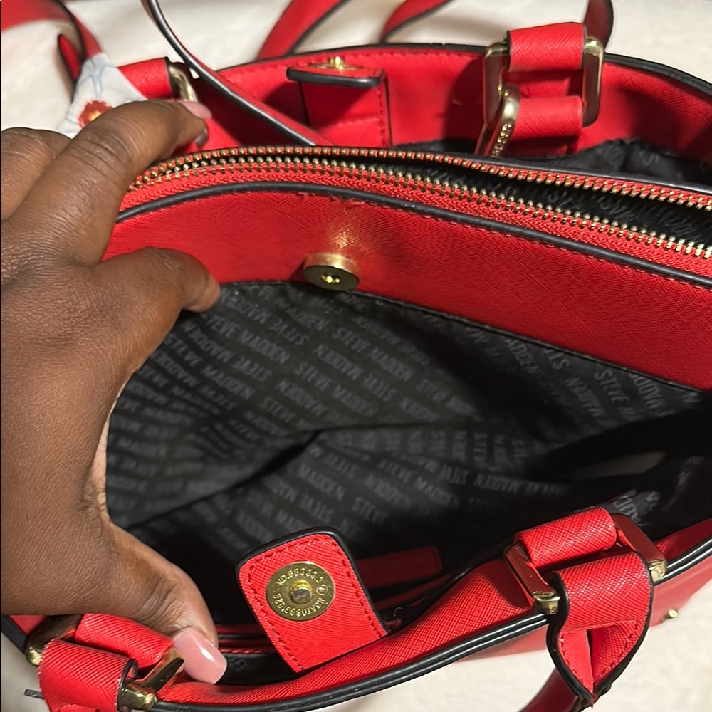 Steve Madden Red Handbag - Picture 6 of 6